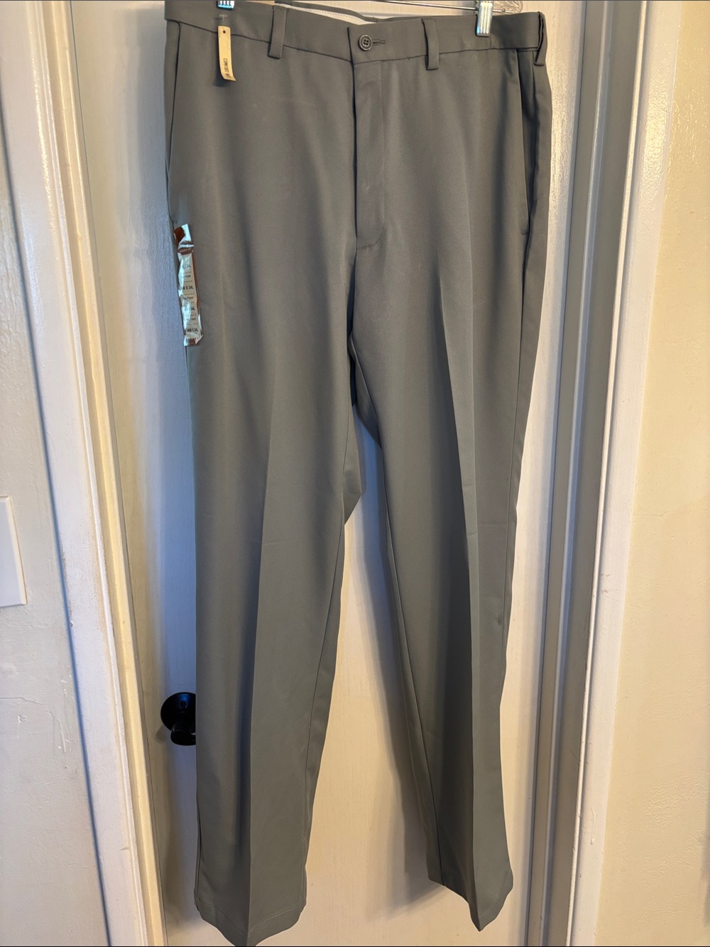 Haggar Men's Dress Pants in Gray